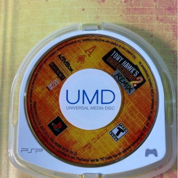 Tony Hawk Underground 2 Remix by Activision for Sony PSP - Picture 4 of 5